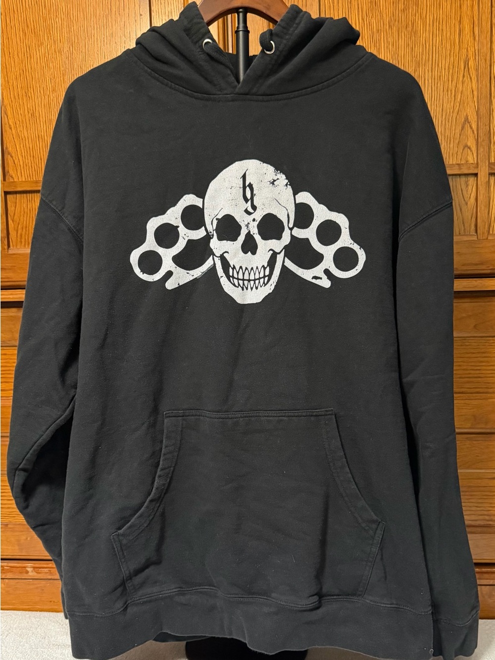Brantley Gilbert BG Nation Official Skull Knuckles Graphic Hoodie Concert Tour